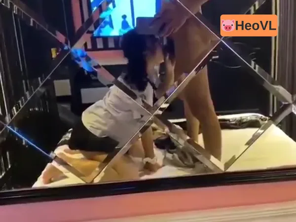 live sex gay Nữ sinh cúp học đi khách sạn với bạn trai